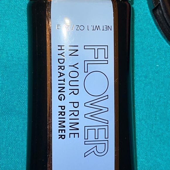 Makeup - Picture 11 of 16